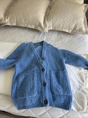 Zara Soft Blue Fuzzy Knit Sweater